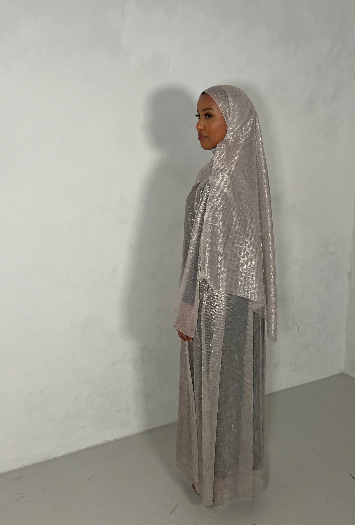 Amal Abaya Pearl